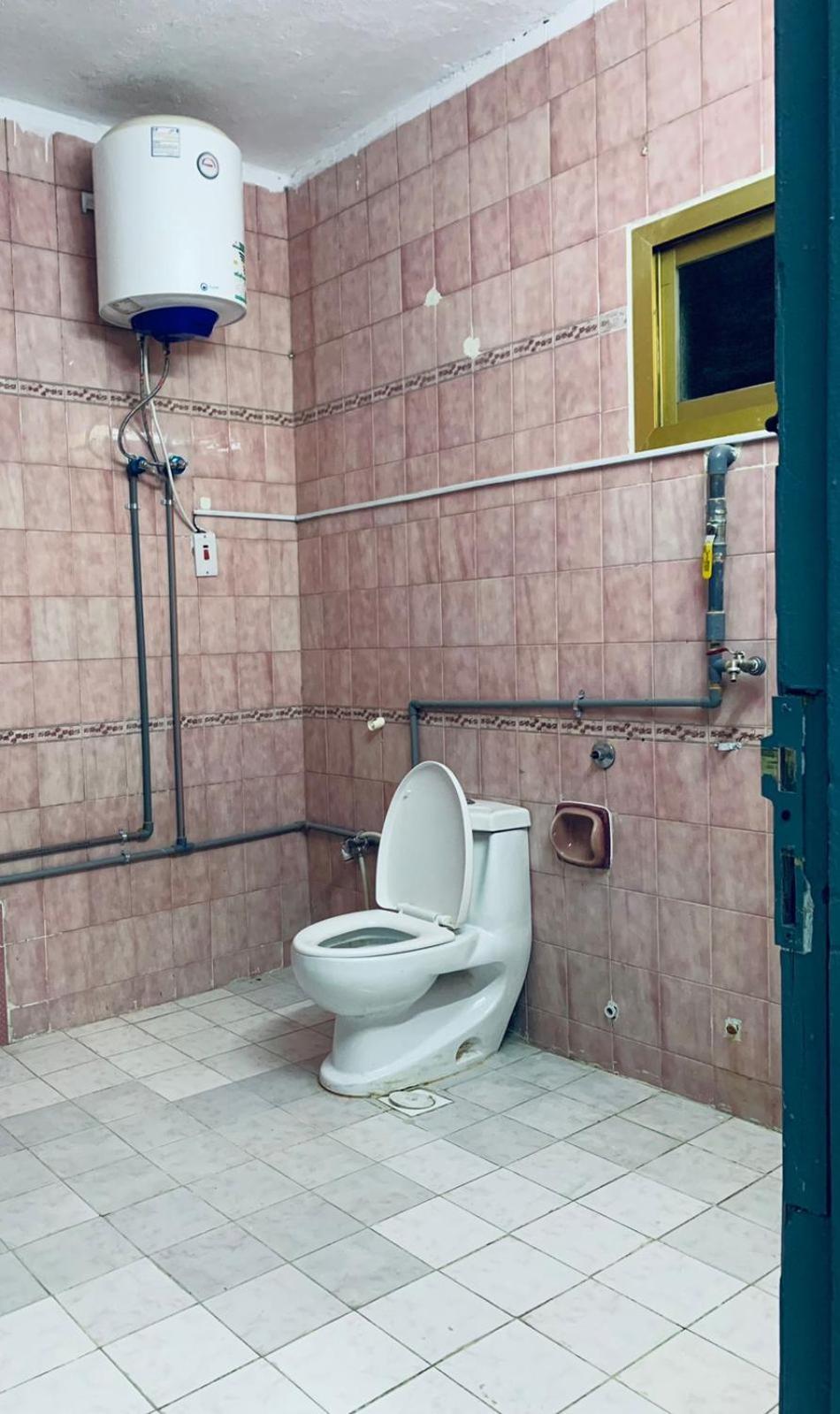 Lina - Almadinah Apartemen Medina