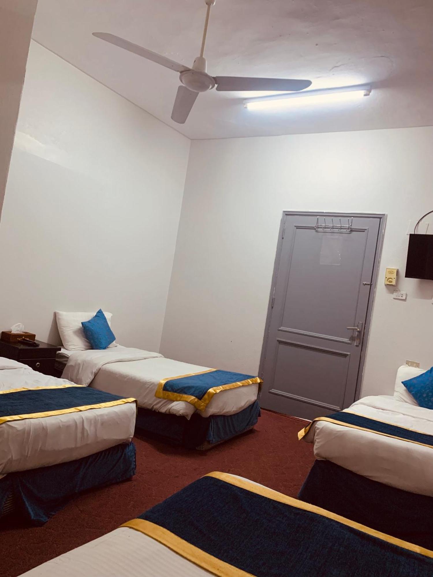 Lina - Almadinah Apartemen