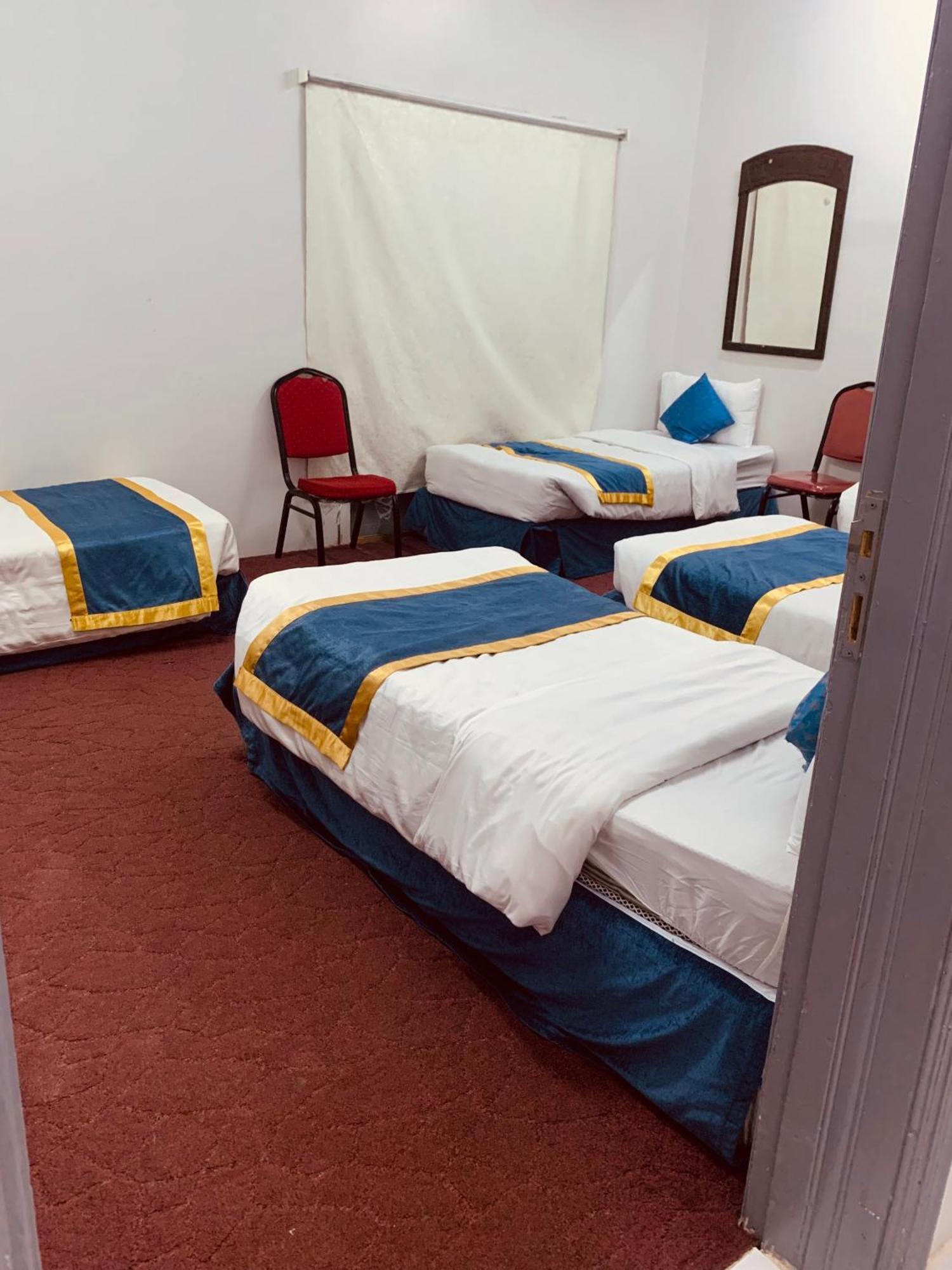 Lina - Almadinah Apartemen Medina
